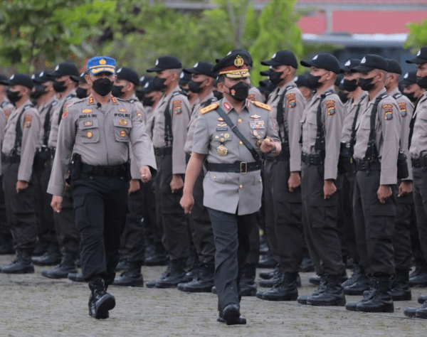 berkas untuk daftar polri